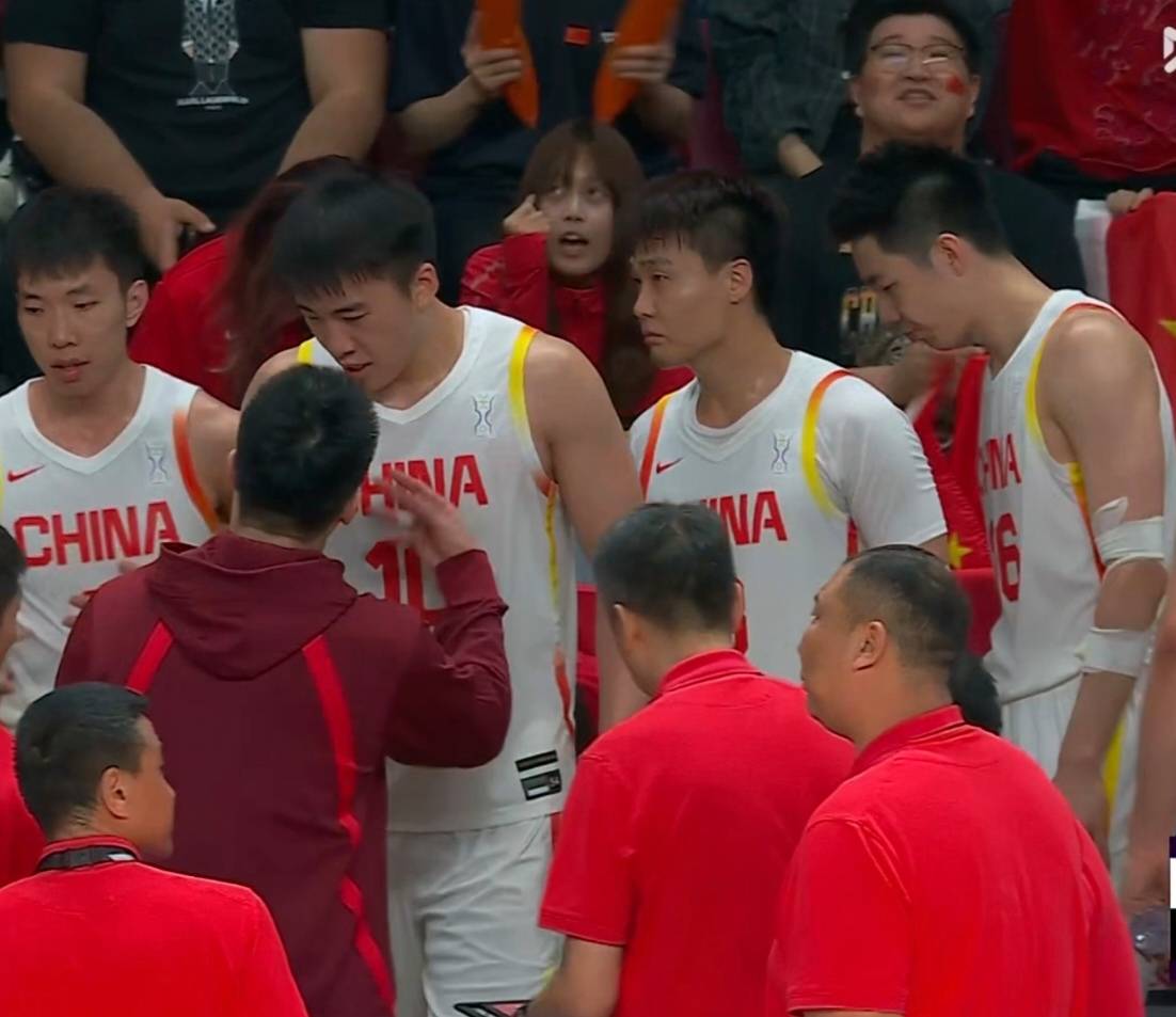 全明星赛最新形势：广东男篮高居榜首，密尔沃基雄鹿强势追赶，冠军归属成迷的简单介绍