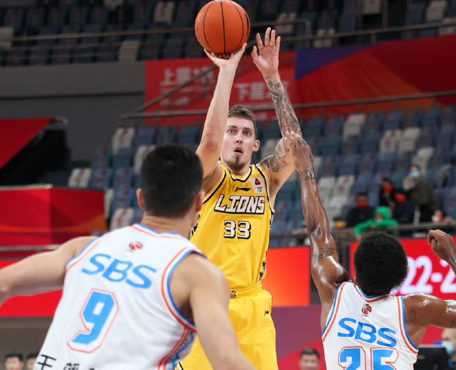  赛前速览：温网抢七大战广厦男篮对阵切尔西，三大看点值得期待