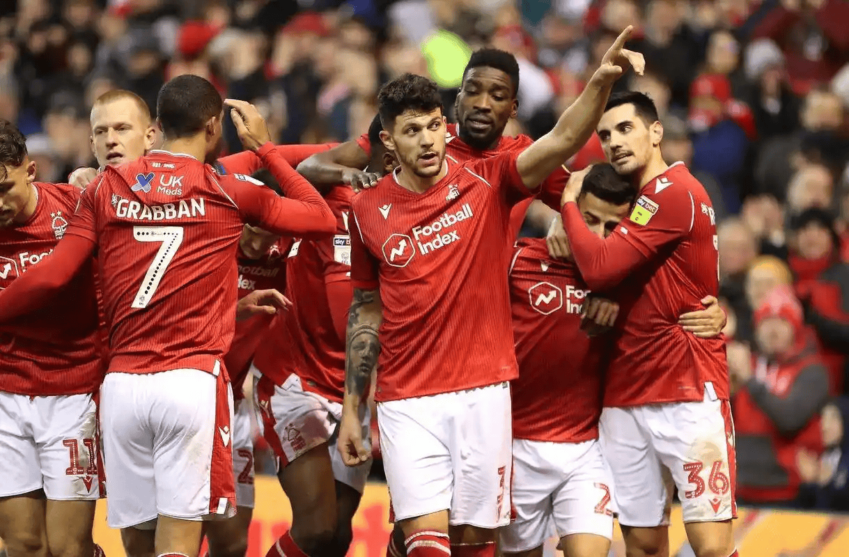 生死战英超焦点战！莱比锡迎战热刺，小胜或上演的简单介绍